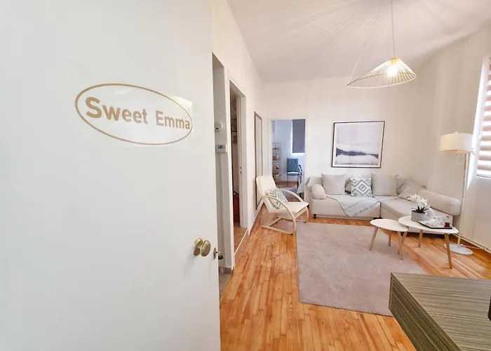 Apartment Sweet Emma Kastoria