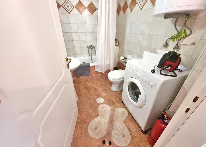 Apartment Sweet Emma Kastoria